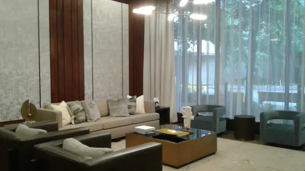 65 Harbour SQ #508, Toronto C01, ON M5J 2L4