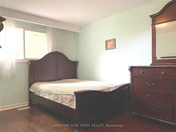 7 Leavey CT #Upper, Toronto C15, ON M2H 1E5