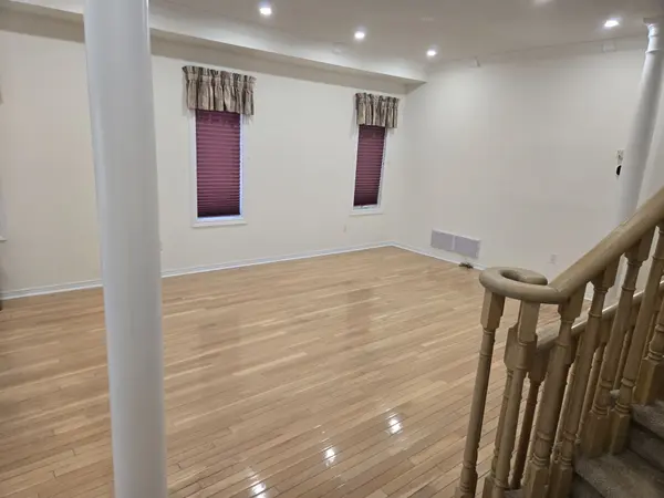 5244 Forestwalk CIR, Mississauga, ON L4Z 4A3