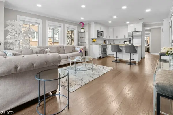 200 Laird Avenue-C2101, Cliffside Park Boro, NJ 07010