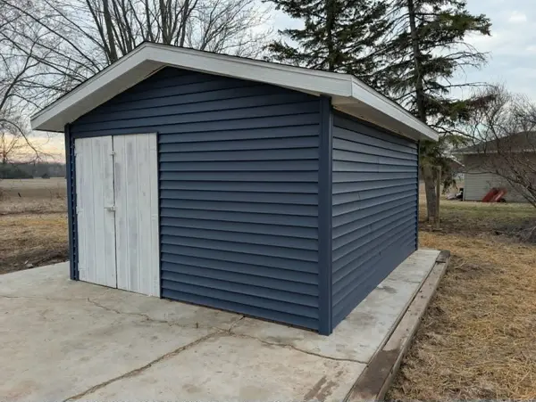 5526 N State RD, Emerson Twp, MI 48801