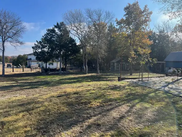 272 County Road 4921, Leonard, TX 75452