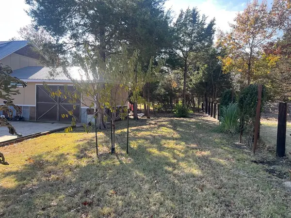 272 County Road 4921, Leonard, TX 75452