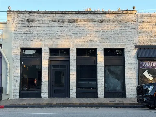 103 Barnard Street,  Glen Rose,  TX 76043