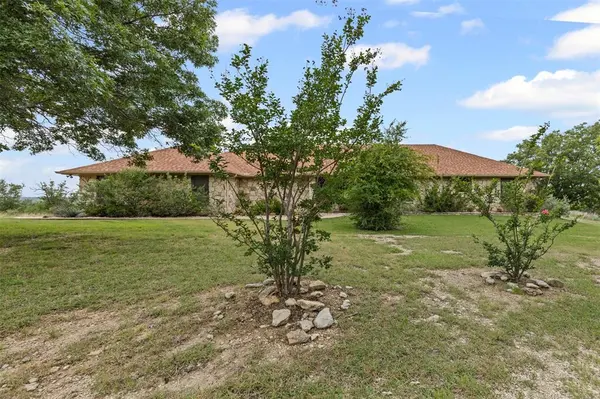 1485 County Road 2011, Glen Rose, TX 76690