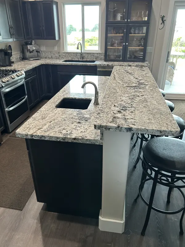 135 WILDER RD, Hilo, HI 96720