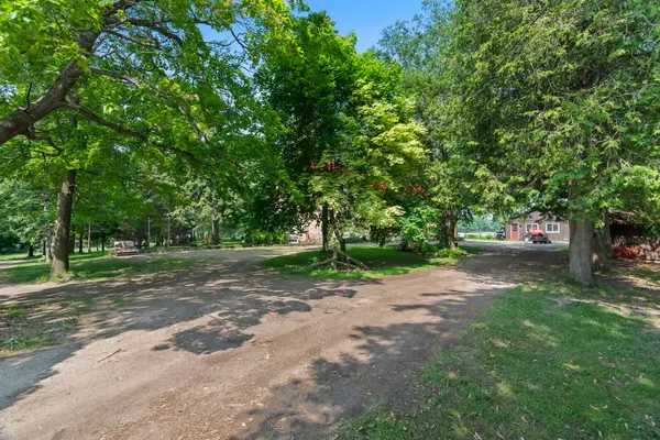 9540 Ayton RD, Minto, ON N0G 1Z0