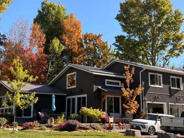 1109 Wilderness Island TRL W, Highlands East, ON K0L 1C0