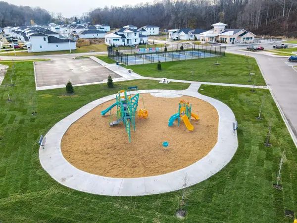 100 The Promenade #307, Central Elgin, ON N5L 1C5