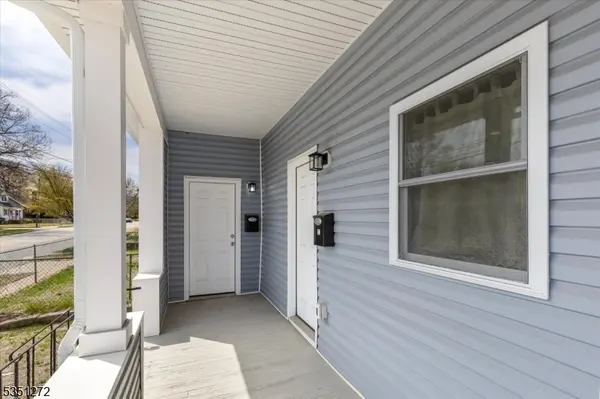 32 E 4Th St, Clifton City, NJ 07011