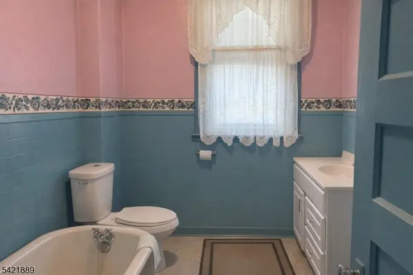 59 Beverly St, Newark City, NJ 07108