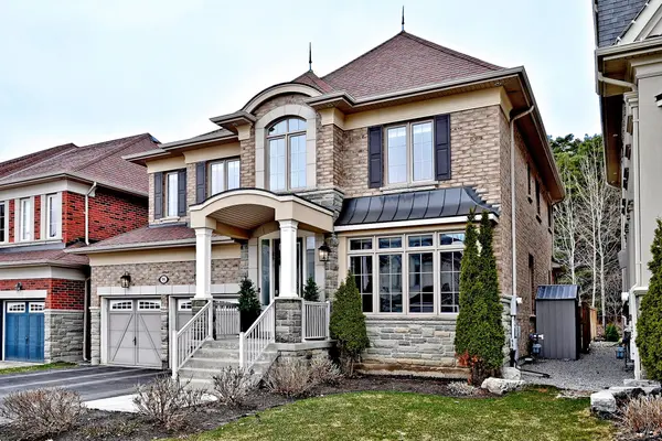 95 Vines PL, Aurora, ON L4G 0R7