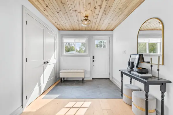 131 Maple AVE, Georgina, ON L0E 1R0