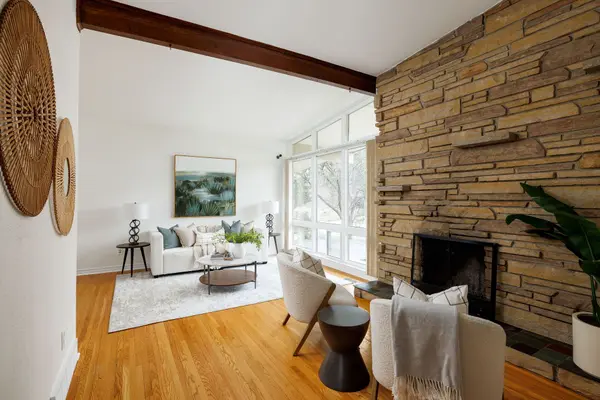 1106 Falgarwood DR, Oakville, ON L6H 1N9