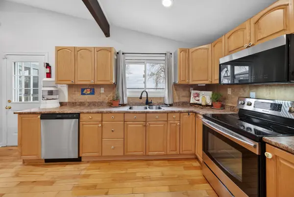 602 Hiscock Shores RD, Prince Edward County, ON K0K 1L0