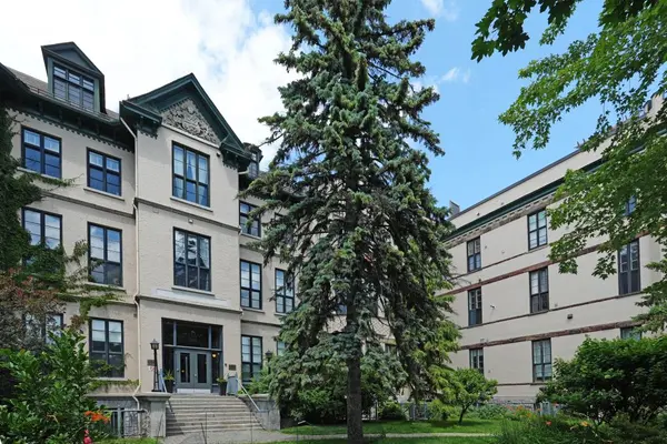 589 Rideau ST #405, Lower Town - Sandy Hill, ON K1N 6A1