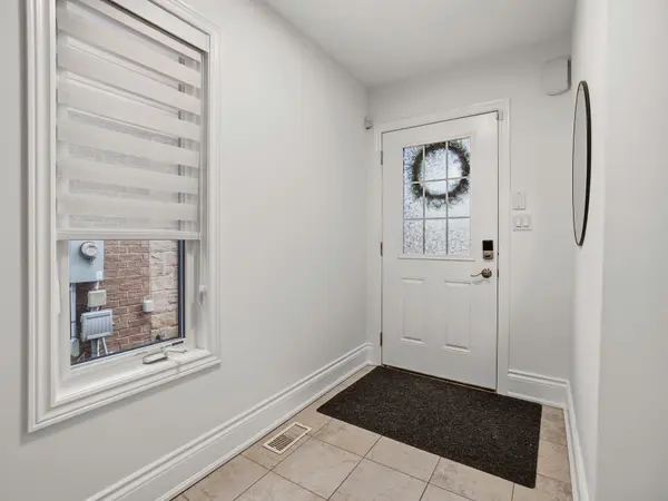 8667 Jennifer CRES, Niagara Falls, ON L2H 0J1