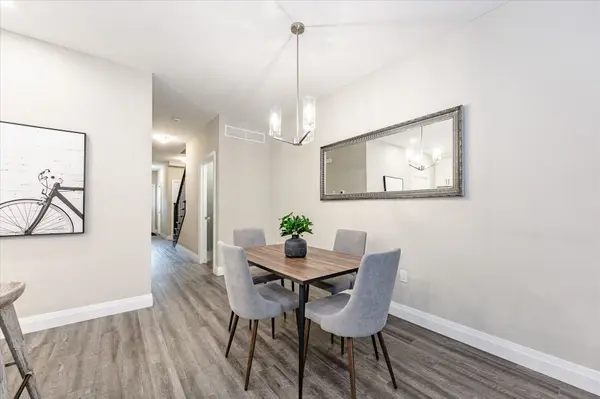 35 WIDEMAN BLVD #3, Guelph, ON N1E 0J2