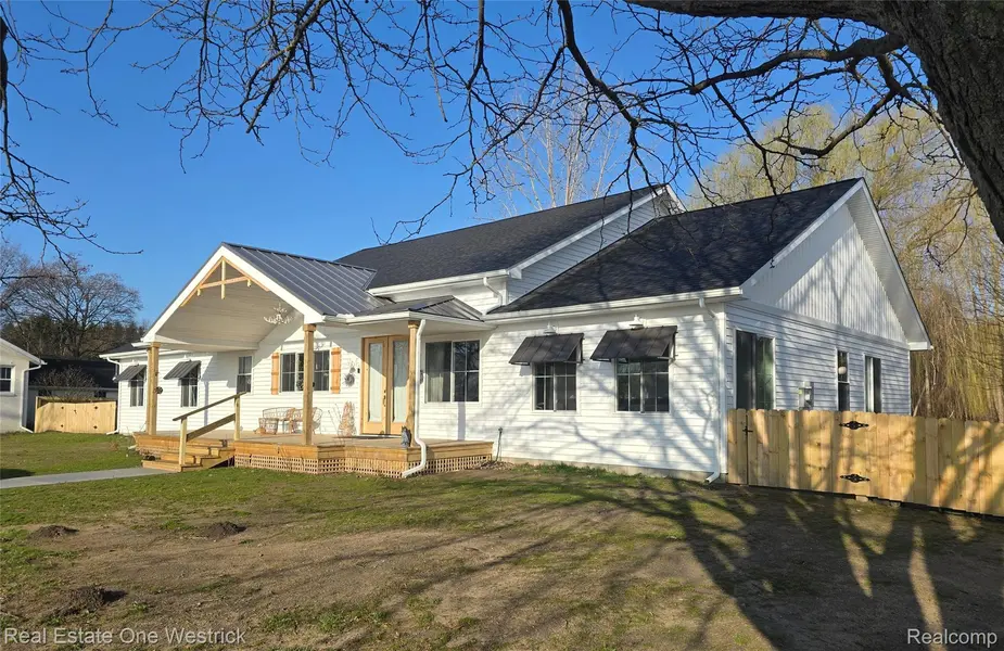 9236 River RD, Clay Township, MI 48001