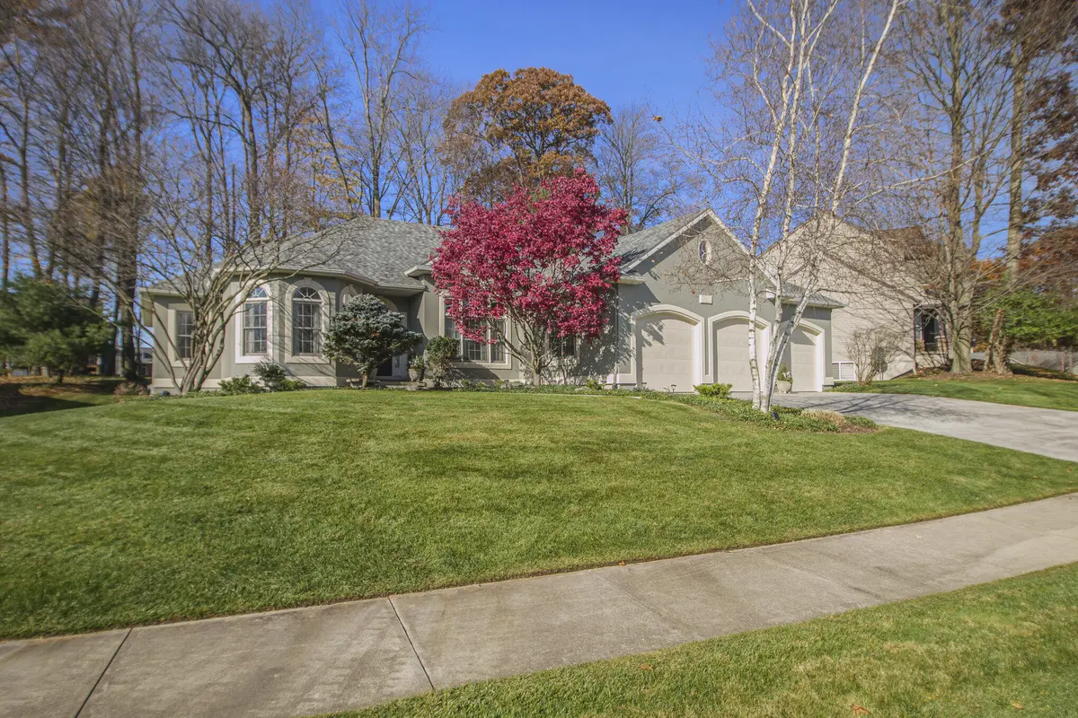 1969 Oak Hollow RD NW, City Of Grand Rapids, MI 49504