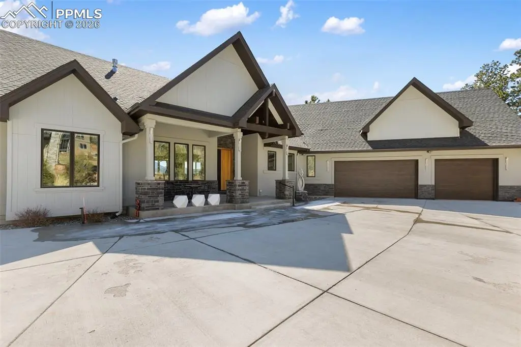 1010 Locklin WAY, Woodland Park, CO 80863
