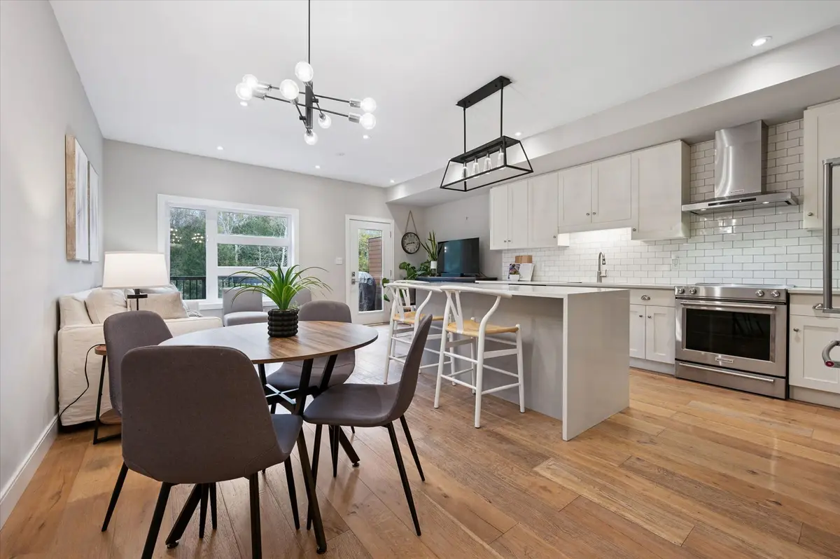 60 Arkell RD #83, Guelph, ON N1L 0N8