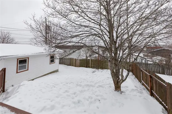 17 Eagle Street, Paradise, NL A1L1G8