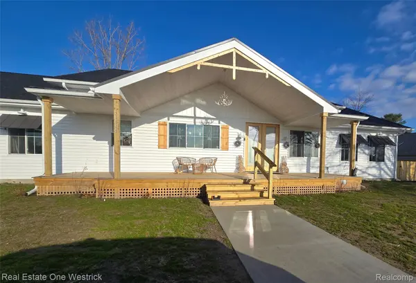 9236 River RD, Clay Township, MI 48001