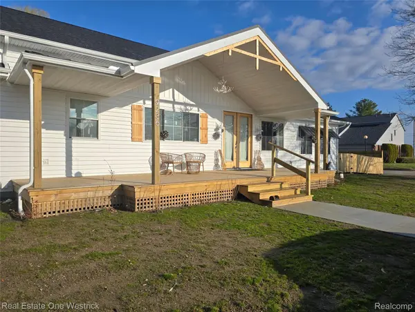 9236 River RD, Clay Township, MI 48001