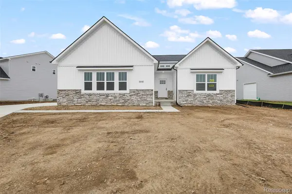 10042 Santa Lucia CT, Grand Blanc Charter Township, MI 48439