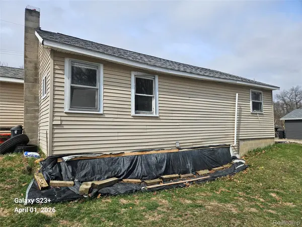 11035 Charles DR, Argentine Township, MI 48418