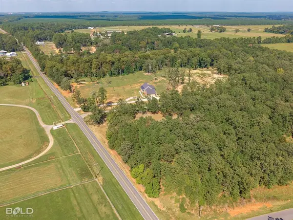 1228 Old Plain Dealing Road, Benton, LA 71006