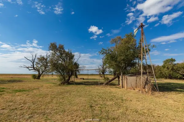 15157 County Road 453, Merkel, TX 79536
