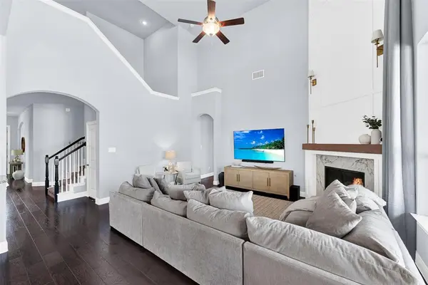 309 Green Valley Drive, Mckinney, TX 75071