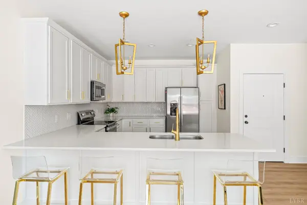 420 Capstone DR, Lynchburg, VA 24502