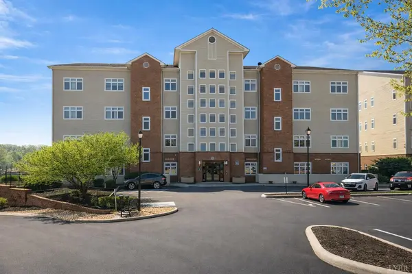 1273 Graves Harbor TRL, Huddleston, VA 24104