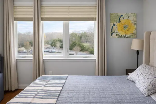 1273 Graves Harbor TRL, Huddleston, VA 24104