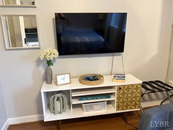 1273 Graves Harbor TRL, Huddleston, VA 24104