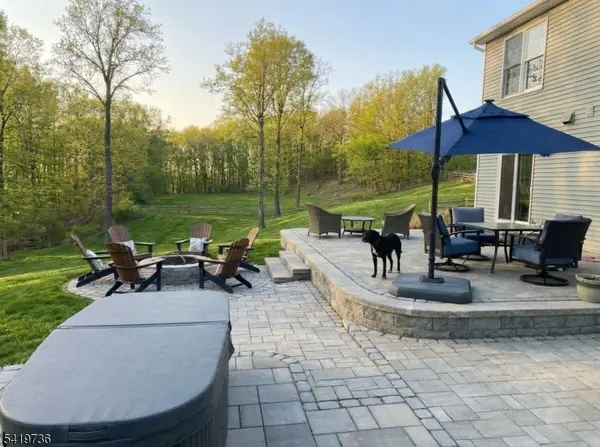 9 Old Traveled Way, Roxbury Twp., NJ 07852