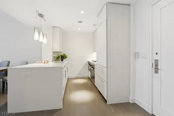 15 Morris  Ave #525, Long Branch City, NJ 07740