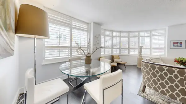 5 Rosehill AVE #311, Toronto C09, ON M4T 3A6