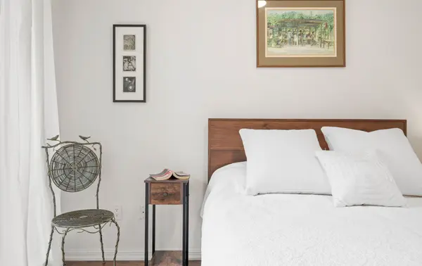 21 Grand Magazine ST #908, Toronto C01, ON M5V 1B5