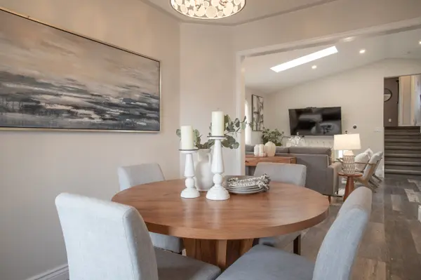 35 Dale Park DR, Clarington, ON L1E 2Z4