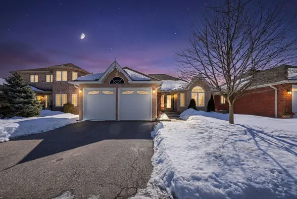 130 Metcalfe DR, Bradford West Gwillimbury, ON L3Z 3J2