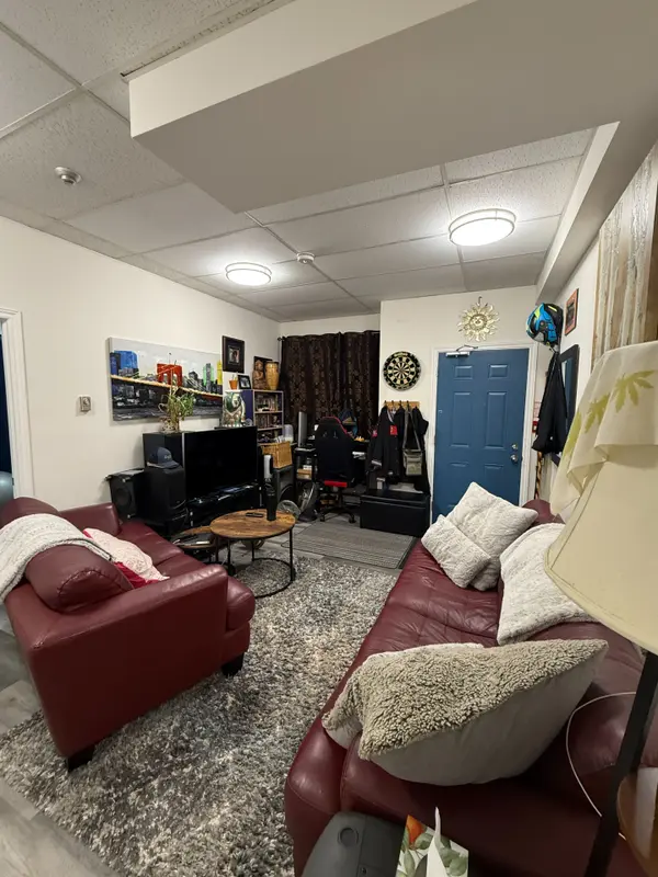 72 Lake AVE #G4, Richmond Hill, ON L4E 2V4