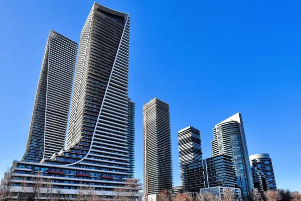 20 Shore Breeze DR #2006, Toronto W06, ON M8V 0C7