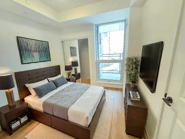 2333 Khalsa Gate #304, Oakville, ON L6M 0X7