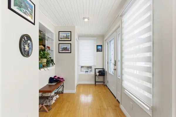 202 Bennett ST W, Goderich, ON N7A 1X8