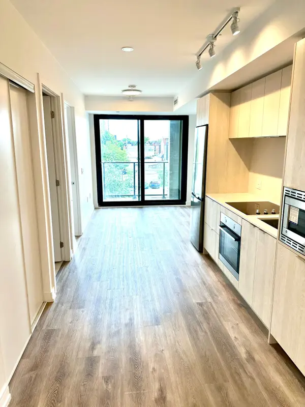 1 Jarvis ST #328, Hamilton, ON L8R 3J2