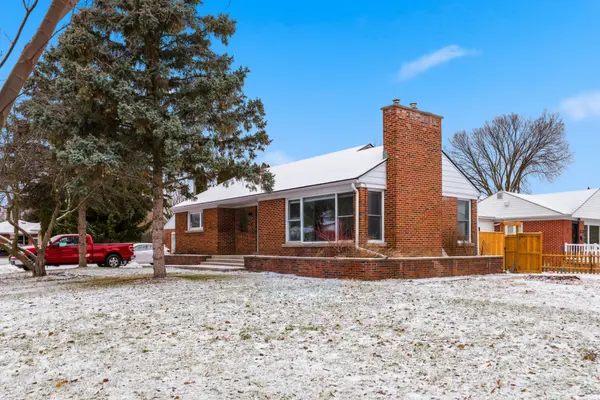 9 Elizabeth AVE, Kingston, ON K7M 3G9